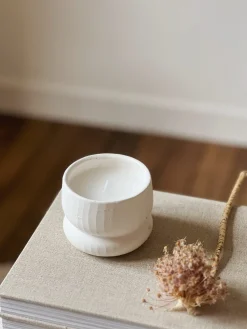 Sélection M Bougie parfumée pot texturé blanc Sale