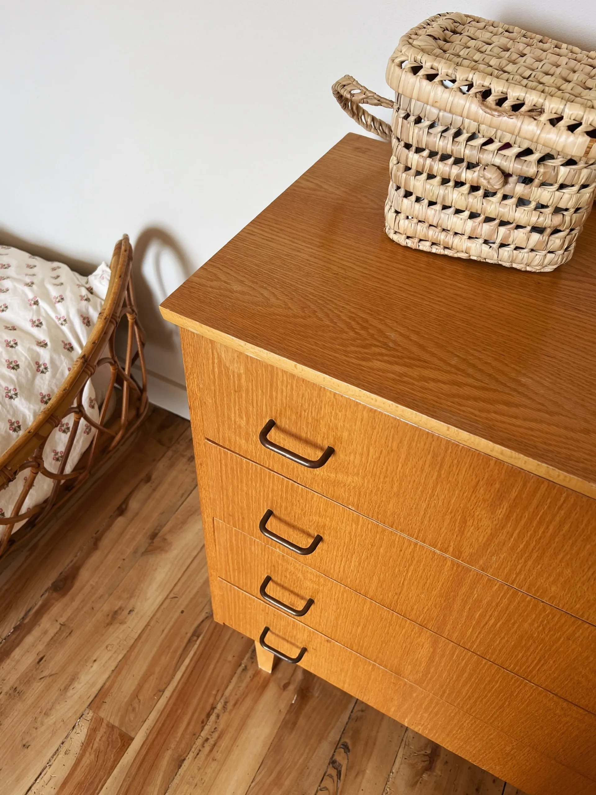 Sélection M Commode vintage en bois 4 tiroirs