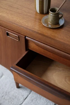 Sélection M Enfilade vintage en teck Greaves & Thomas Sale