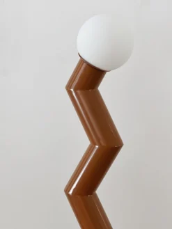 Sélection M Lampadaire en métal Zigzag Discount