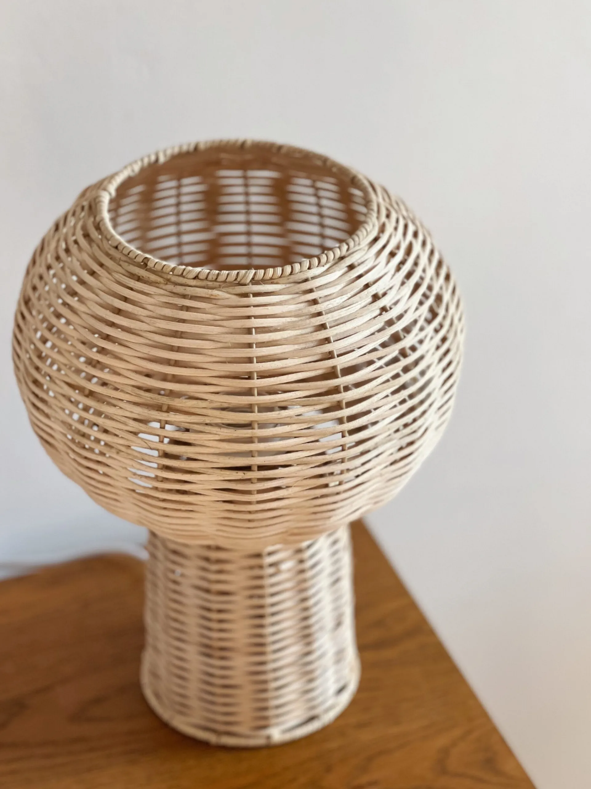 Sélection M Lampe à poser en rotin Discount