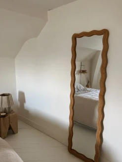 Sélection M Miroir en rotin en forme de vague Discount