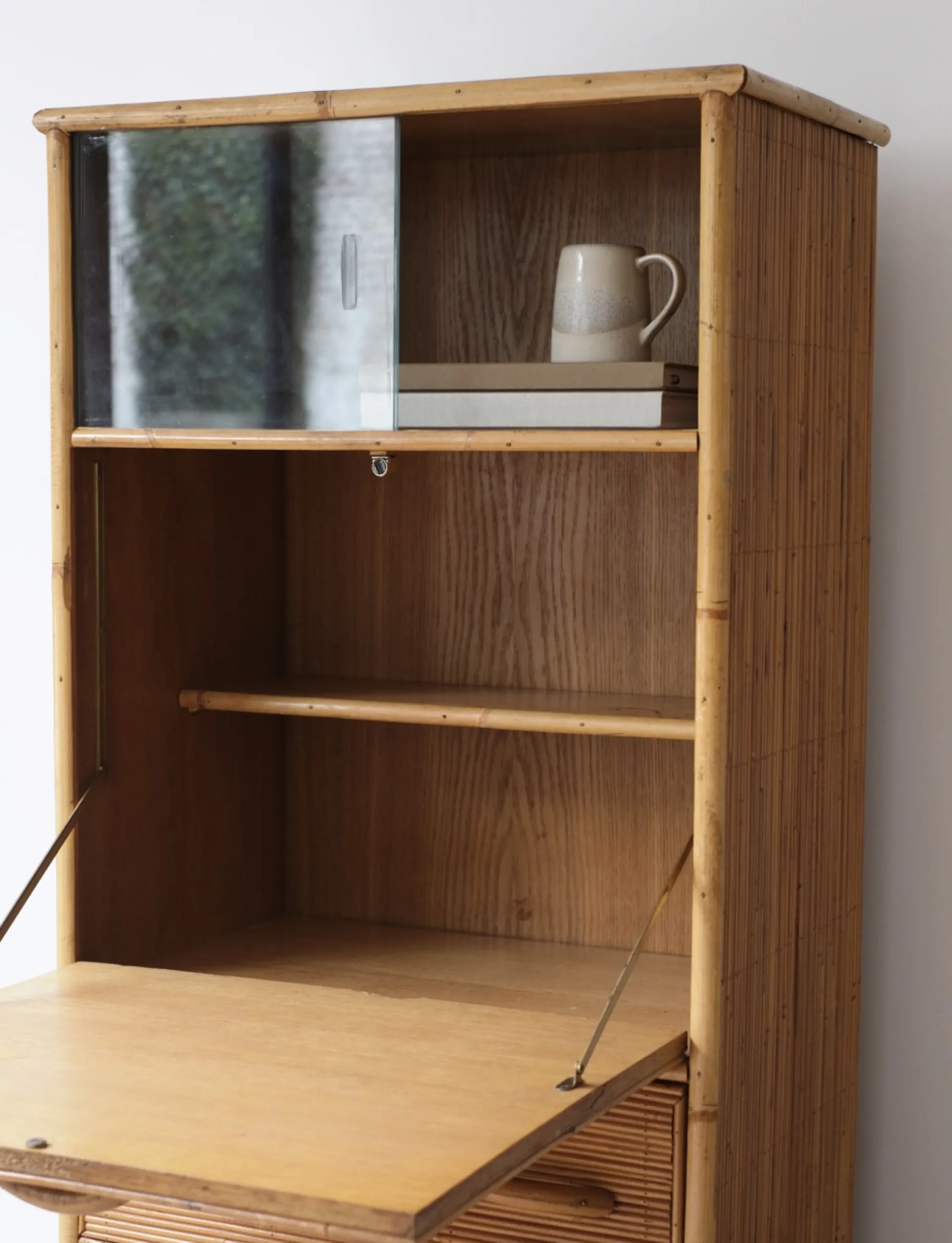 Sélection M Secrétaire en rotin vintage New