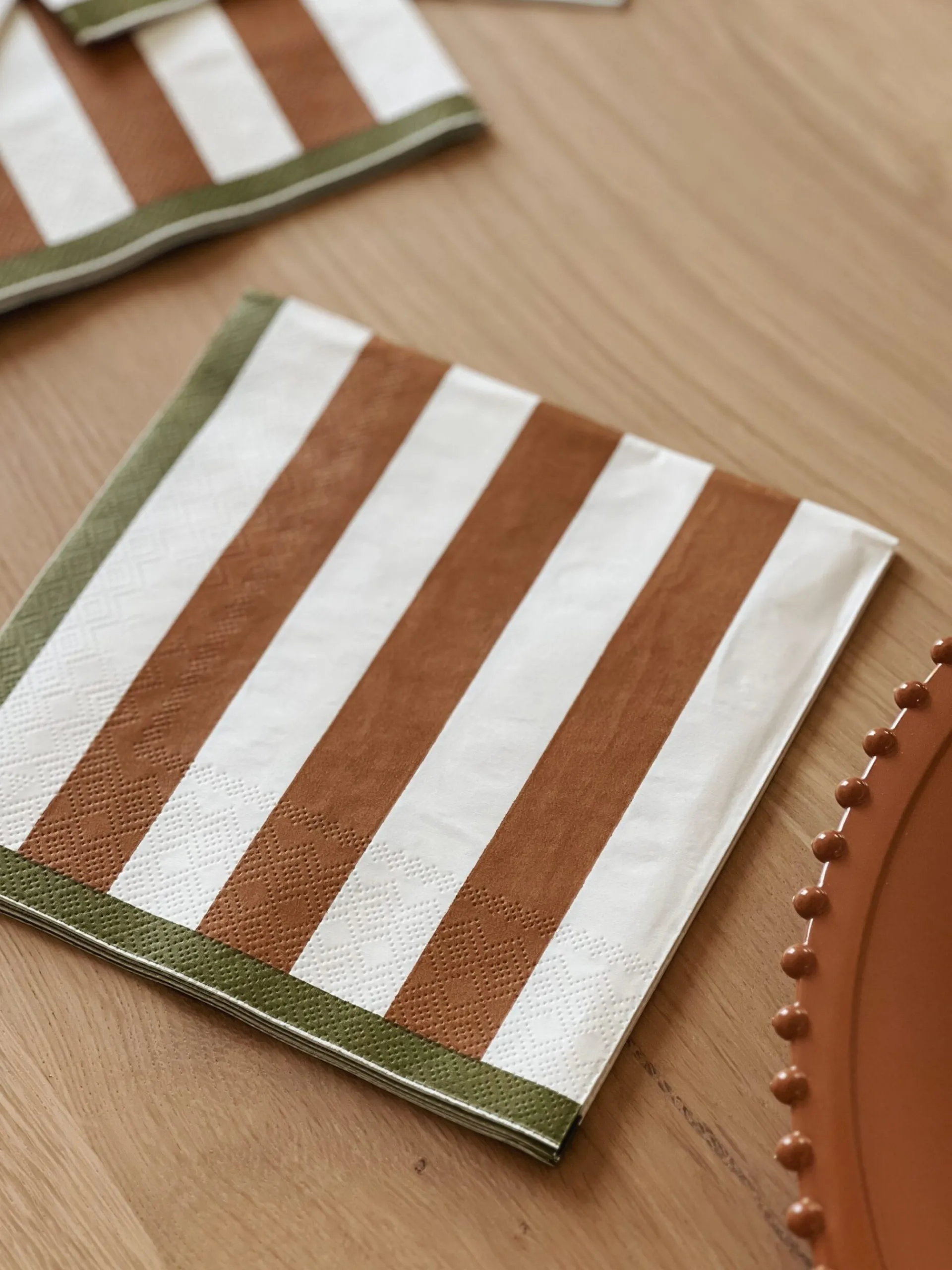 Sélection M Serviettes en papier rayées Sale