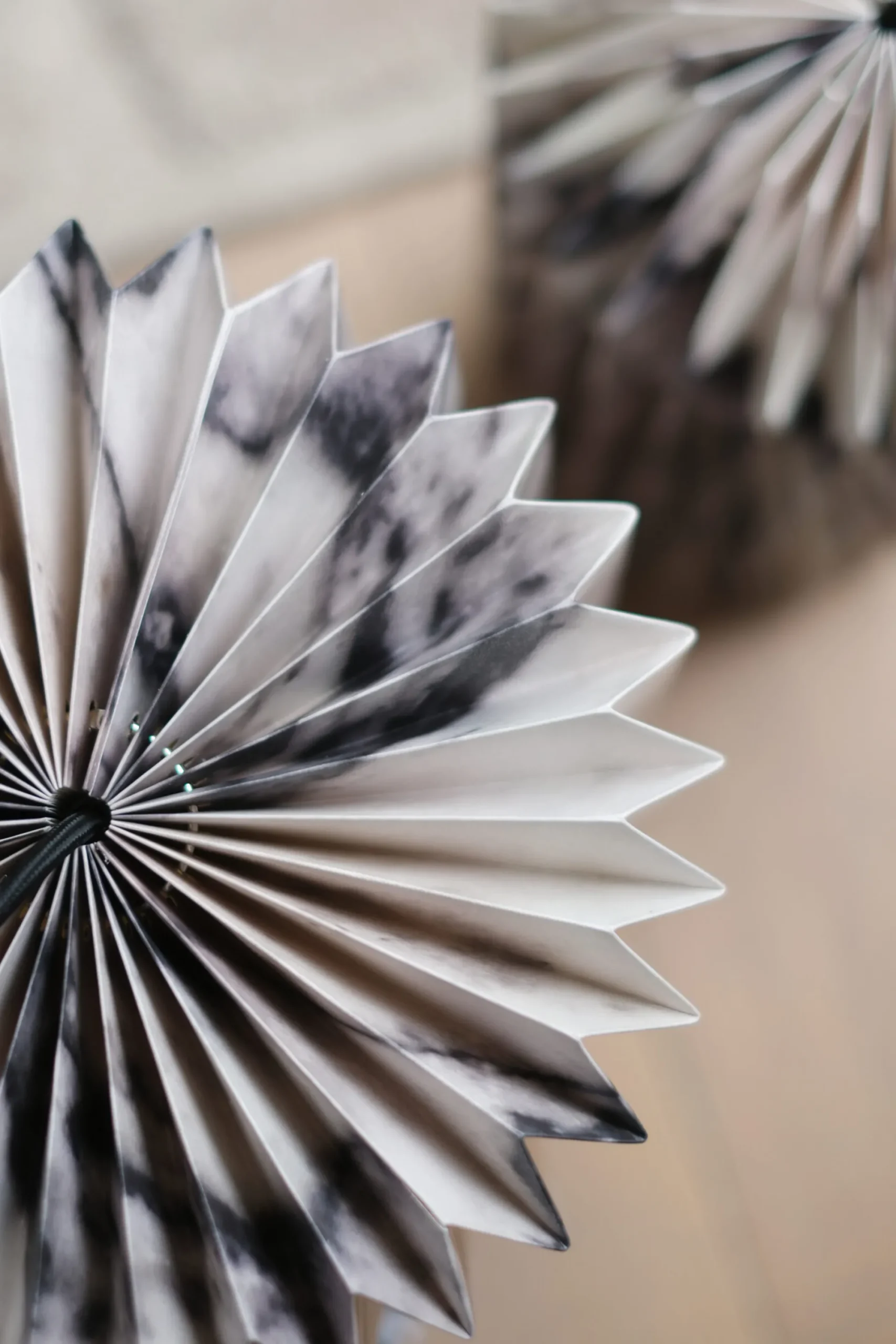 Sélection M Suspension Origami en papier marbré – 3 tailles Online