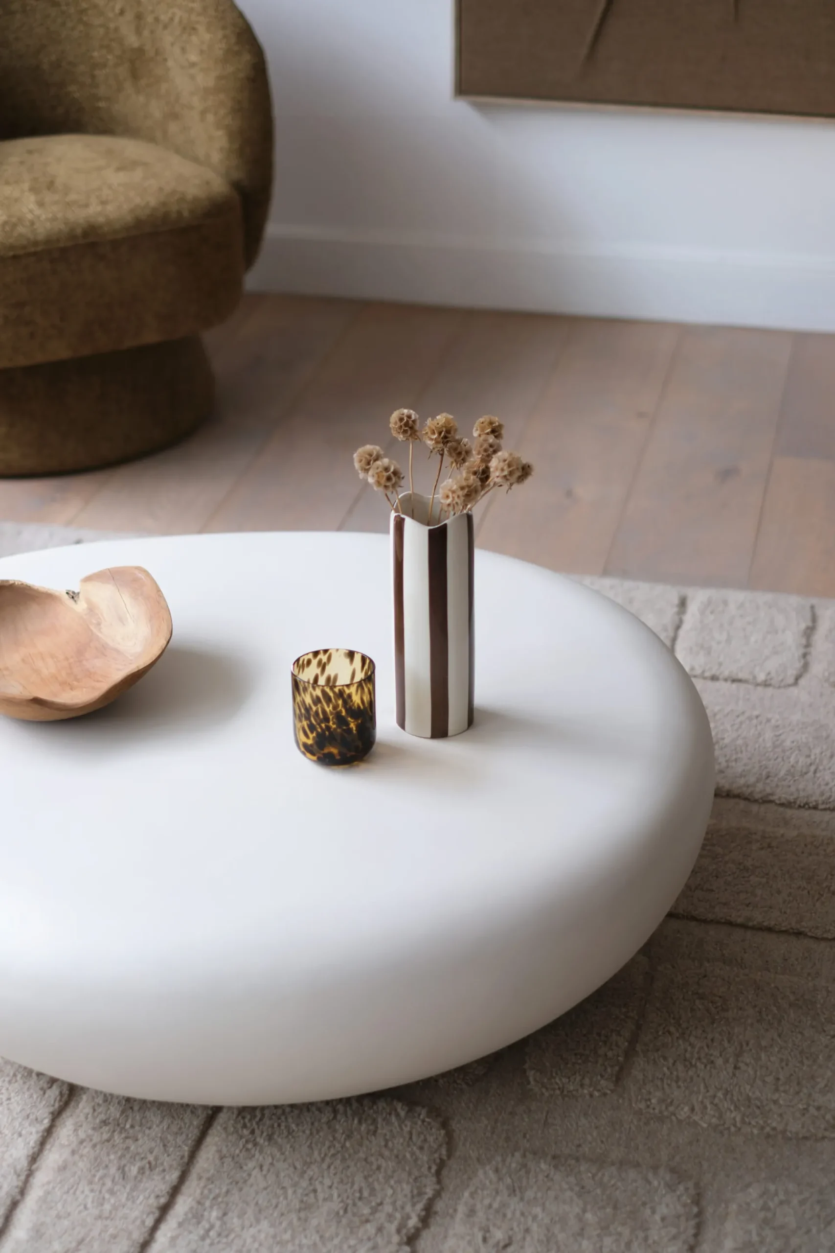 Sélection M Table basse forme organique en microciment Outlet