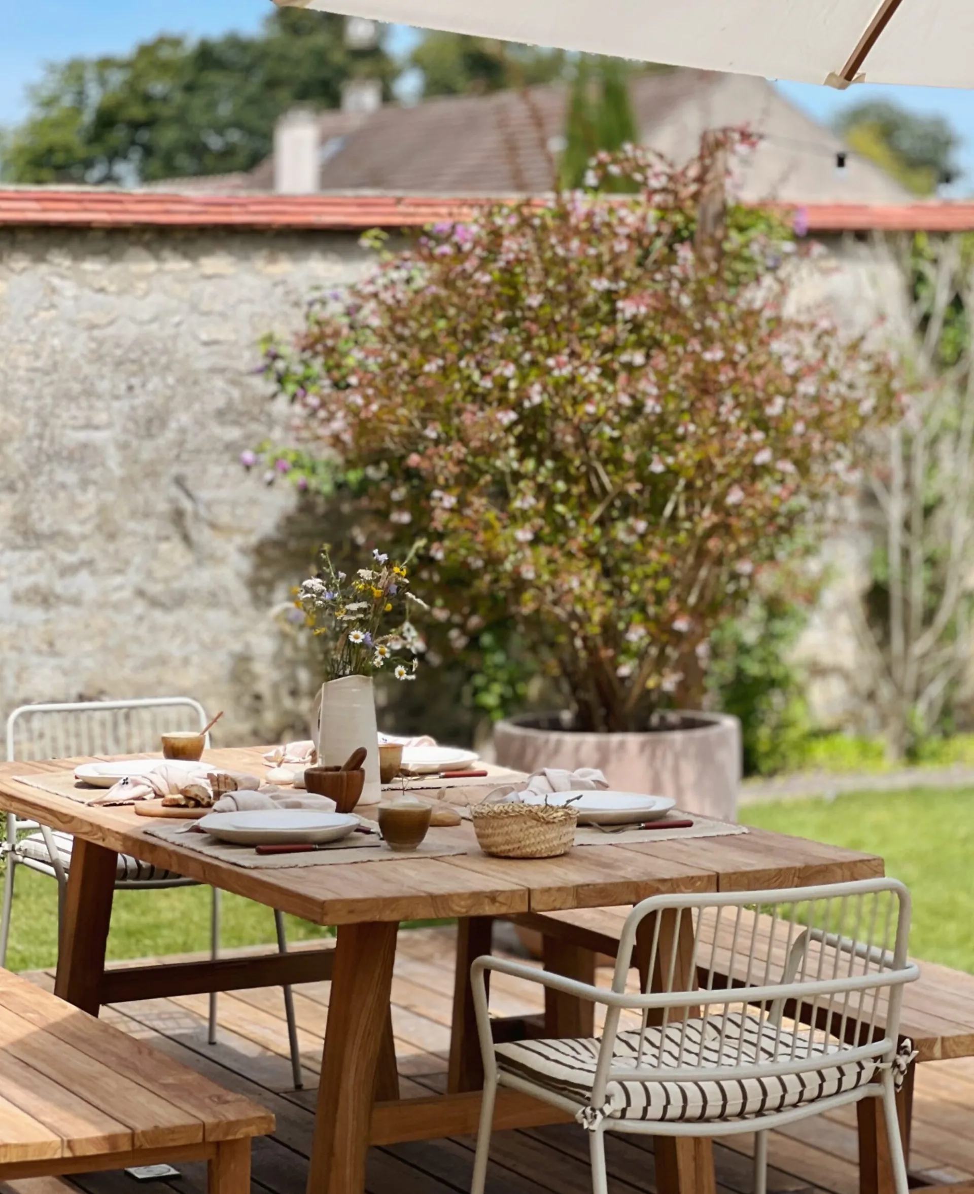 Sélection M Table de jardin en teck Discount