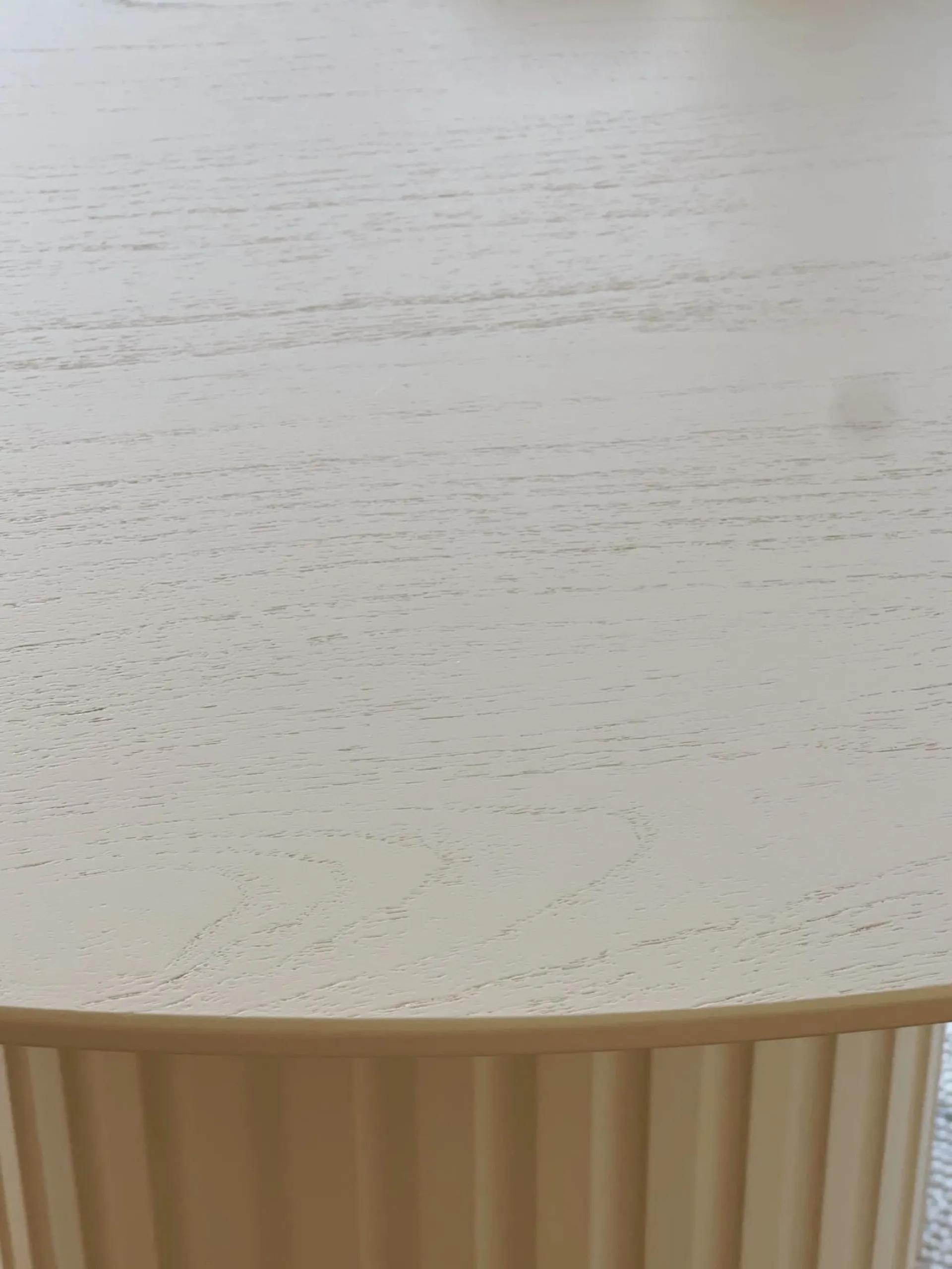 Sélection M Table ronde sur pied central Online